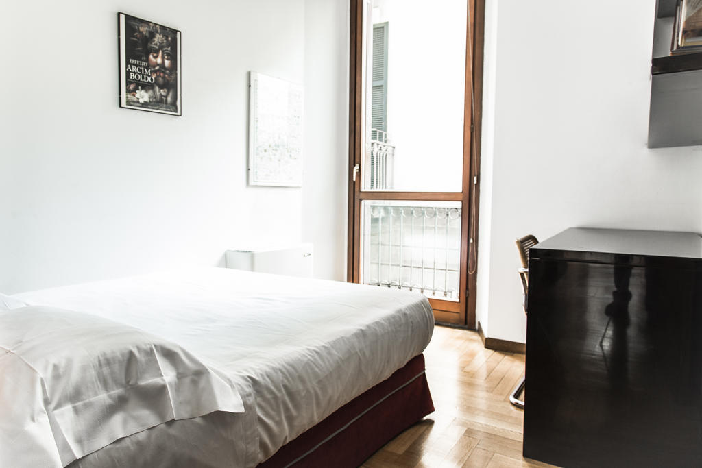 San Maurilio Apartments Mediolan Pokój zdjęcie